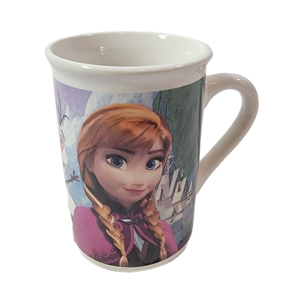 FROZEN Anna Elsa Olaf Mug 2014 8 oz capacity Microwave and Dishwasher safe